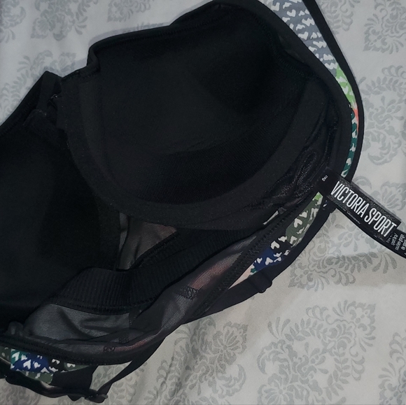 Top - Picture 3 of 3